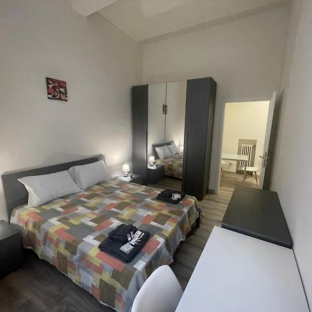 Apartament La Violetta Di Parma // Del Ducato Zewnętrze zdjęcie