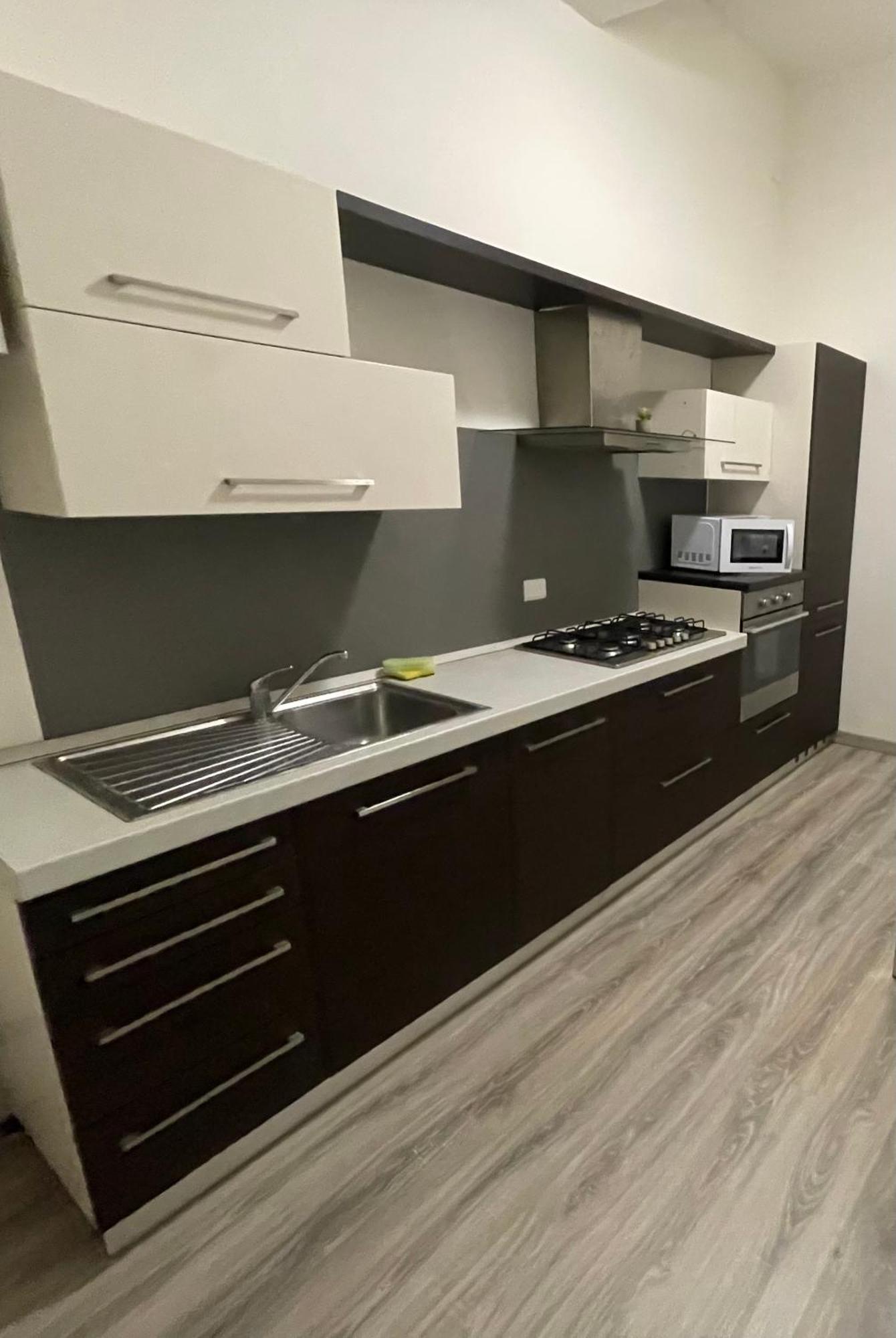 Apartament La Violetta Di Parma // Del Ducato Zewnętrze zdjęcie