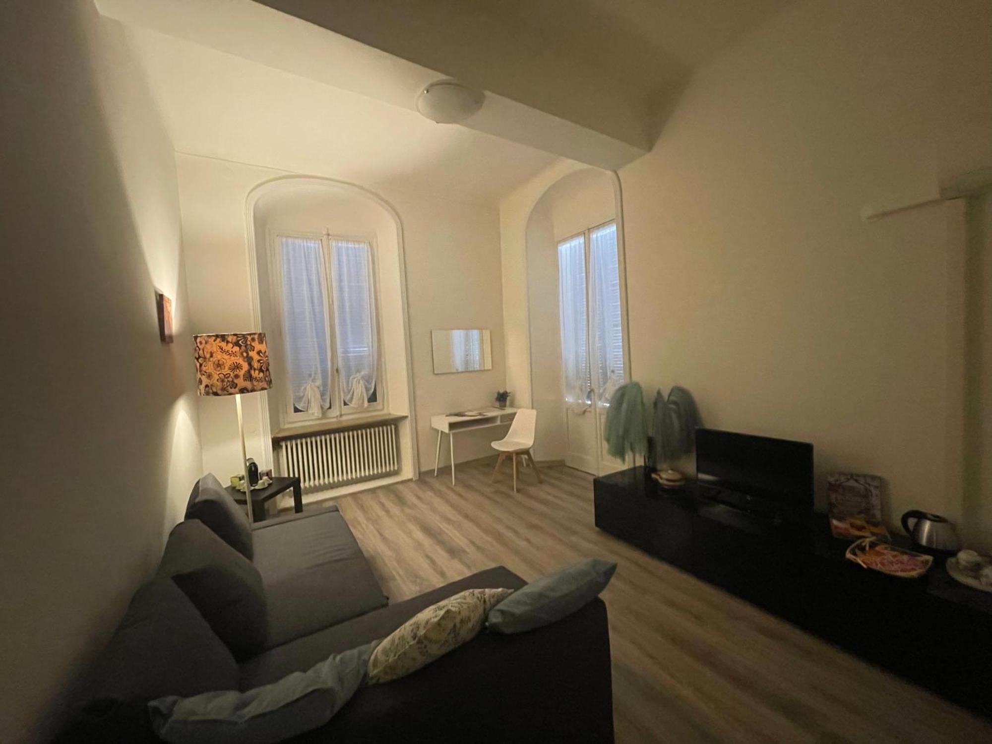 Apartament La Violetta Di Parma // Del Ducato Zewnętrze zdjęcie